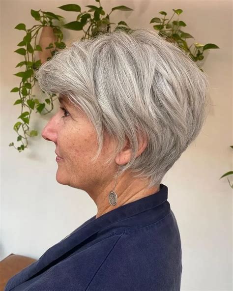 short haircuts for over 50 year olds|short hair 2023 over 50.